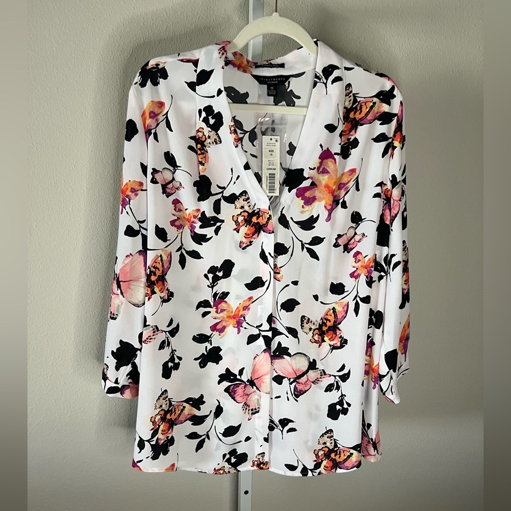 New! NWT Caroline by INVESTMENTS WOMAN Button Down Butterfly Top